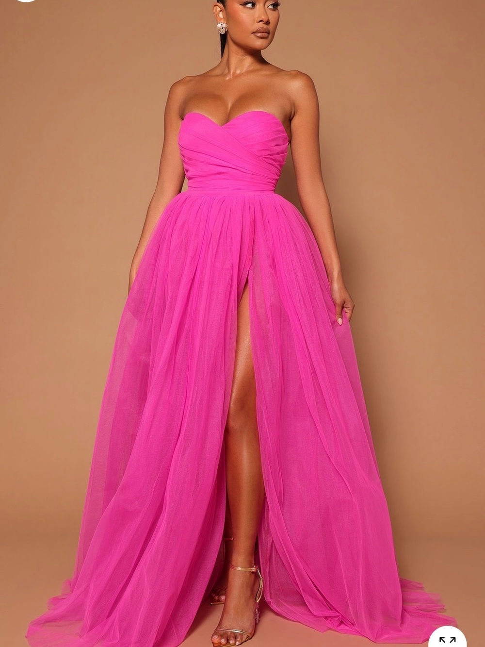 Elle Tulle Gown Strapless Fuchsia size L